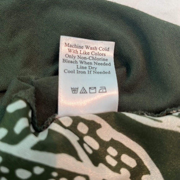 Coldwater Creek Top, size 10-12 - Picture 6 of 6